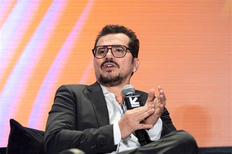 家庭影院D1 Y 開啟智能娛樂新紀元，實業投資的創新機遇